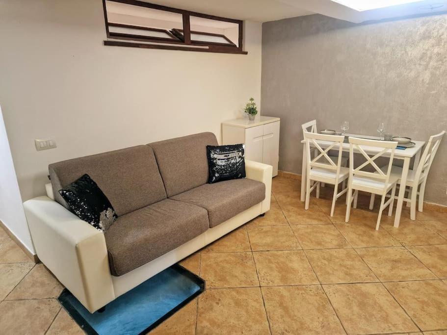 Casa Vacanza Castello カリアリ エクステリア 写真